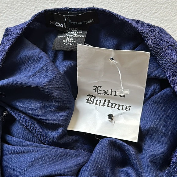 Moda international lace dress - Picture 3 of 9